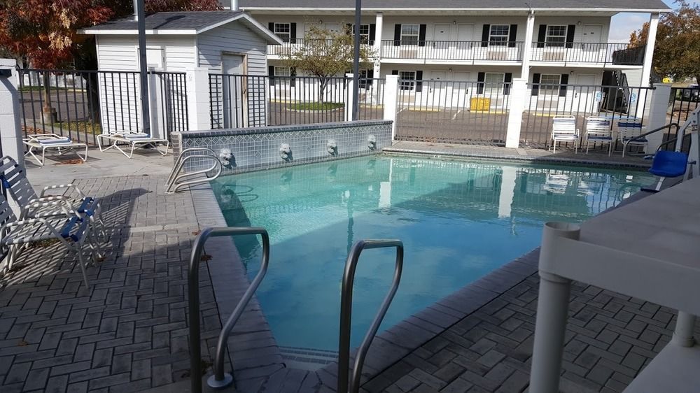Budget Motel 伯利 外观 照片